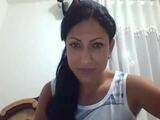 VETERANA DELICIOSA JUGANDO POR WEBCAM